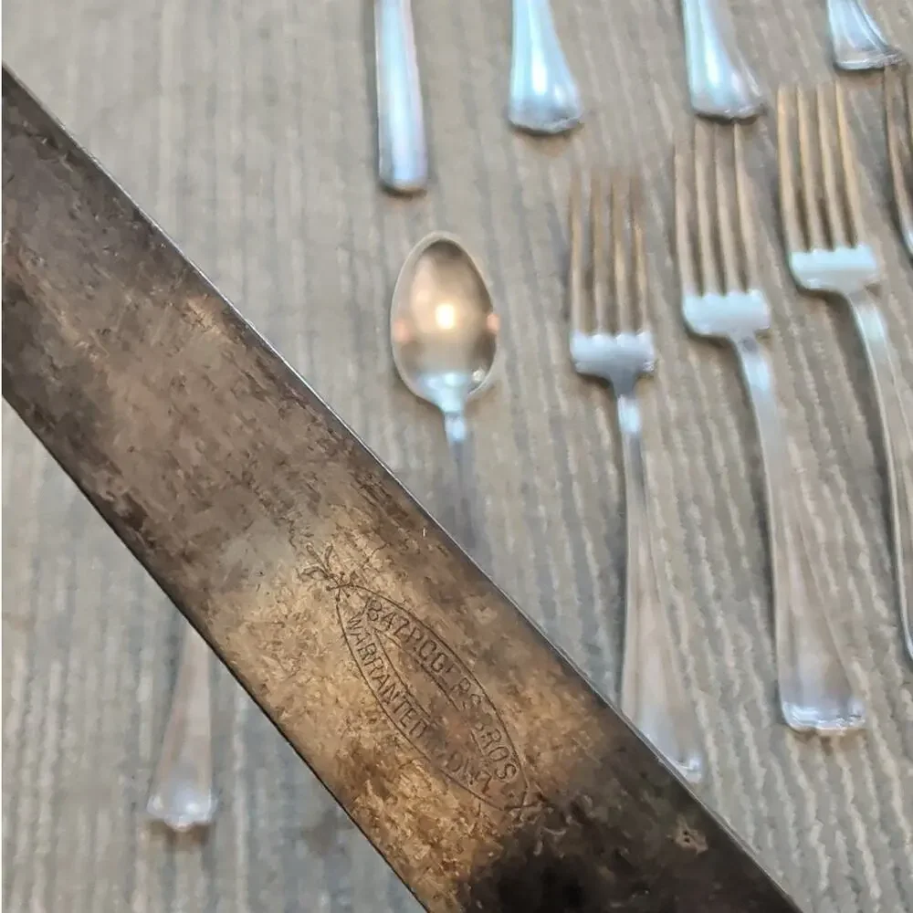 1847/1881 Rogers Bros Antique Knife Spoon Fork 15 Piece Silverplate Flatware Lot